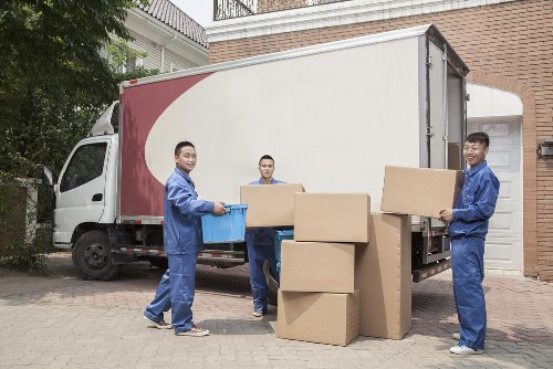 Moving van service in Hammersmith for local home removals